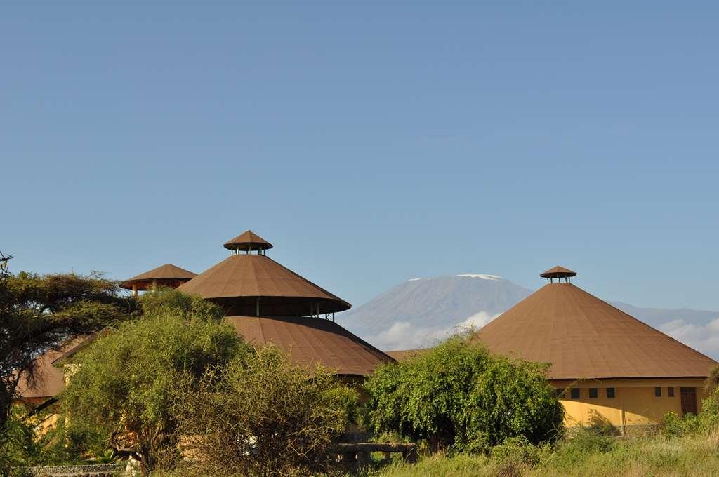Готель Kilima Safari Camp Oloitokitok Екстер'єр фото